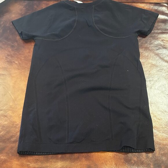 NWOT Athleta Momentum Seamless Tee Fitted Top - Picture 9 of 9